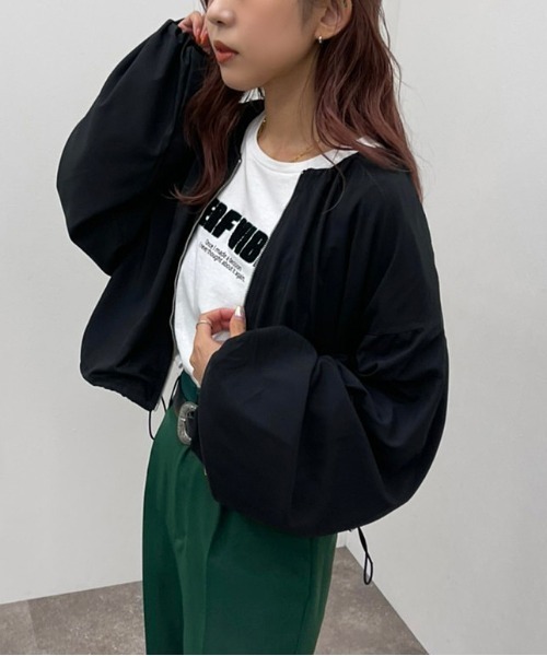 apres jour mignon(アプレジュールミニョン)の「袖ボリュームZIPシャツブルゾン【ZOZOTOWN限定アイテム】(ブルゾン・レディース・グリーン/ブラック・X-LARGE/フリー)」の2枚目の写真