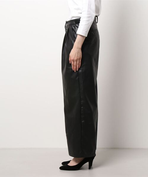 DANKE SCHON（ダンケシェーン）の「DankeSchon/ダンケシェーン/ECOLETHER SLACKS/エコレザースラックス（スラックス・レディース・ブラック・SMALL/MEDIUM）」の3枚目の写真
