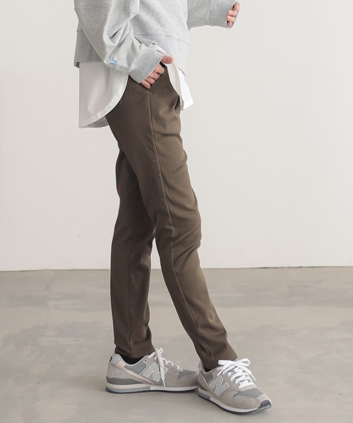 n'OrLABEL（ノアールレーベル）の「【機能素材】『裏ベロアストレッチレギパン』（その他パンツ・レディース・ベージュ/カーキ/ブラック/ボルドー/チャコール/ネイビー・LL/L/3L/M/S）」の4枚目の写真