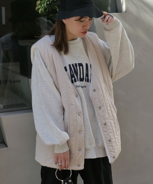 CORNERS（コーナーズ）の「ボア×キルティングリバーシブルベスト（ダウンベスト・レディース・アイボリー/ブラウン/モカ/グレイッシュベージュ/ライトベージュ・M）」の10枚目の写真