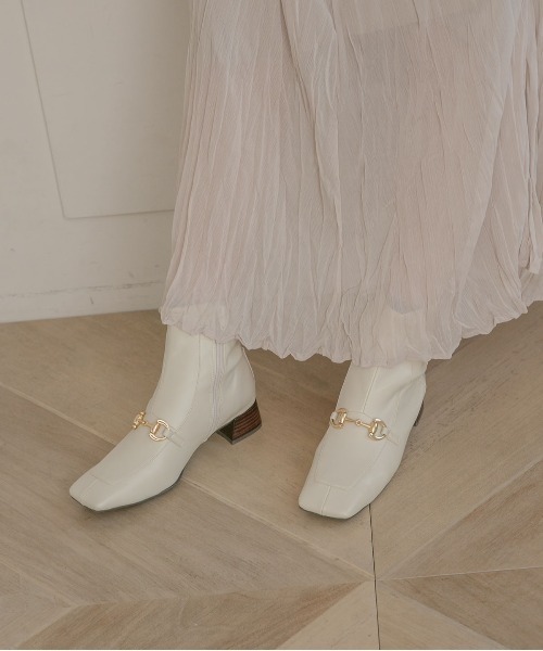 tukn.（トゥクン）の「【tukn.トゥクン】ビットショートブーツ/レディースブーツ（ブーツ・レディース・ブラック/ブラウン/アイボリー・LL/S/M/L）」の6枚目の写真