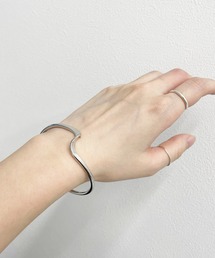 kutir | ツイストバングル(バングル/リストバンド)