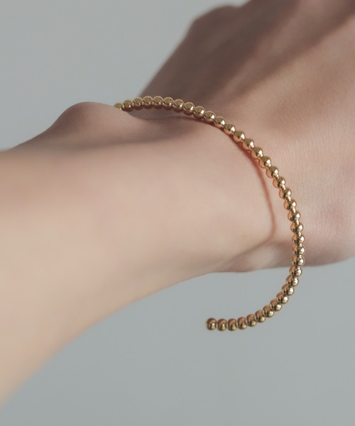 rapiecage（ラピエサージュ）の「スリムドットCバングル（バングル/リストバンド・レディース・シルバー/ゴールド・FREE）」の9枚目の写真