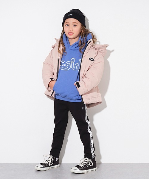 X-girl Stages(エックスガールステージス)の「【オンライン限定】ミルズロゴパーカ(パーカー・キッズ・トップグレー/ライトブルー/パープル・120cm/130cm/110cm/140cm/100cm/90cm)」の17枚目の写真