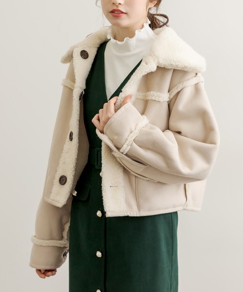 OLIVE des OLIVE(オリーブデオリーブ)の「クロップド丈リバーシブルムートンコート(トレンチコート・レディース・オフホワイト/ライトブラウン・FREE)」の2枚目の写真