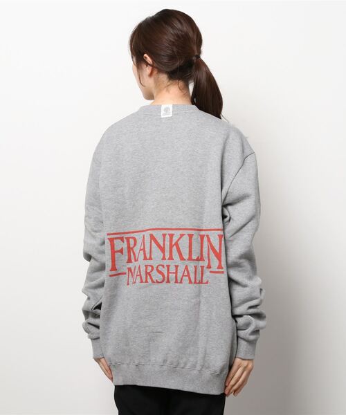 FRANKLIN & MARSHALL(フランクリンマーシャル)の「【FRANKLIN&MARSHALL】PRINTSWT SIXSENSE - プリントスウェット(スウェット・レディース・ブラック/グレー・MEDIUM/LARGE/X-LARGE)」の5枚目の写真
