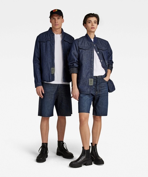 G-STAR(ジースター)の「UNISEX BOXY BASE T-SHIRT/ワンポイント/ロゴ/ユニセックス/オーバーサイズ(Tシャツ/カットソー・メンズ・ホワイト/ダークブラック・SMALL/MEDIUM/LARGE/X-LARGE/X-SMALL/XX-SMALL)」の7枚目の写真