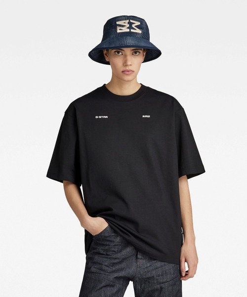 G-STAR(ジースター)の「UNISEX BOXY BASE T-SHIRT/ワンポイント/ロゴ/ユニセックス/オーバーサイズ(Tシャツ/カットソー・メンズ・ホワイト/ダークブラック・SMALL/MEDIUM/LARGE/X-LARGE/X-SMALL/XX-SMALL)」の11枚目の写真