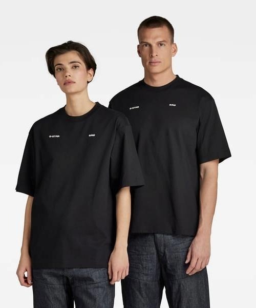 G-STAR(ジースター)の「UNISEX BOXY BASE T-SHIRT/ワンポイント/ロゴ/ユニセックス/オーバーサイズ(Tシャツ/カットソー・メンズ・ホワイト/ダークブラック・SMALL/MEDIUM/LARGE/X-LARGE/X-SMALL/XX-SMALL)」の22枚目の写真