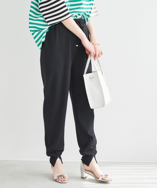 Chaco closet(チャコ クローゼット)の「USAコットン裾スリットカットジョガーパンツ(その他パンツ・レディース・ブラック/オフホワイト/イエロー/グリーン・S/M)」の3枚目の写真