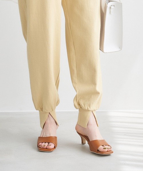 Chaco closet(チャコ クローゼット)の「USAコットン裾スリットカットジョガーパンツ(その他パンツ・レディース・ブラック/オフホワイト/イエロー/グリーン・S/M)」の13枚目の写真