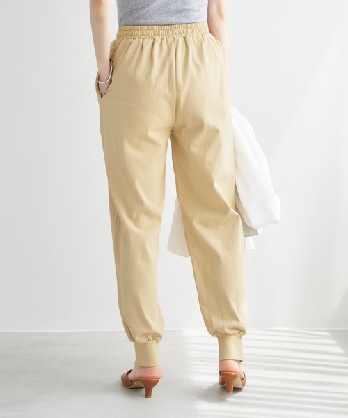 Chaco closet(チャコ クローゼット)の「USAコットン裾スリットカットジョガーパンツ(その他パンツ・レディース・ブラック/オフホワイト/イエロー/グリーン・S/M)」の6枚目の写真