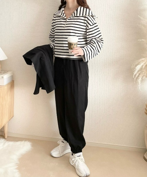ECRIRE（エクリール）の「【TOMOコラボ】2タックジョガーパンツ【セットアップ対応】（その他パンツ・レディース・ブラック/ベージュ/グレー/モカ・M/L）」の6枚目の写真