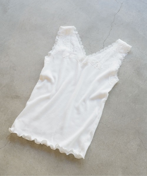 RETRO GIRL（レトロガール）の「2WAYレースタンクトップ（タンクトップ・レディース・ブラック/オフホワイト/ブルー/ライトベージュ・FREE）」の2枚目の写真