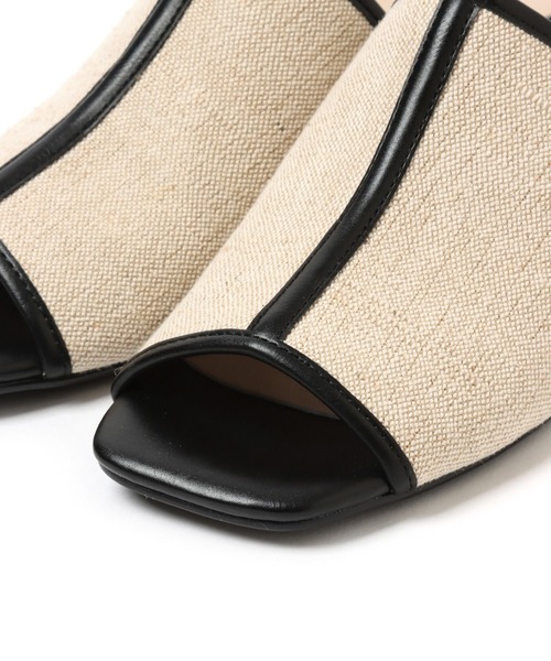 LAKOLE（ラコレ）の「キャンバスミュールサンダル / 265968（サンダル・レディース・ブラック/オフホワイト・MEDIUM/LARGE）」の19枚目の写真
