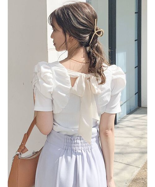 dazzlin（ダズリン）の「バックリボンコンパクトカットソー（Tシャツ/カットソー・レディース・チャコールグレー/パープル/オフホワイト/ブルー/モカ/ブラウン・FREE）」の11枚目の写真