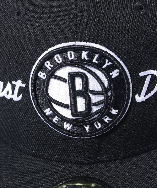NEW ERA(ニューエラ)の「NEW ERA/ニューエラ NEW ERA×JUST DON コラボ CAP キャップ 59FIFTY(キャップ・メンズ・ブラック系その他/ブラック系その他3/グリーン/ブラック系その他2・7 1/8/7 3/4/7 1/2/7 1/4)」の9枚目の写真