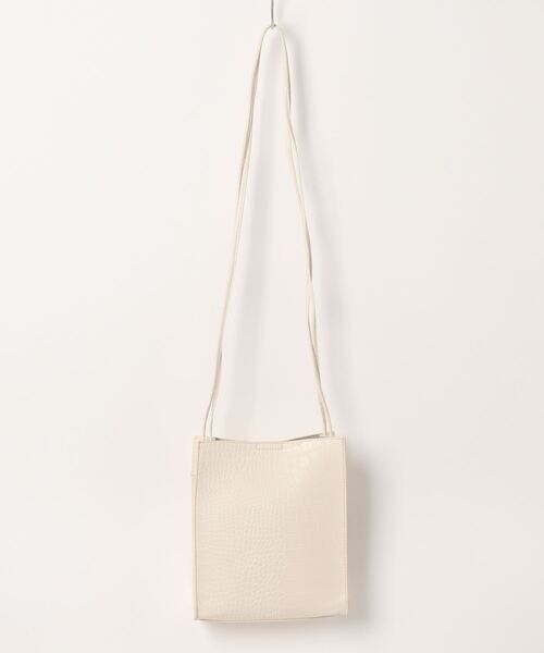 Honeys（ハニーズ）の「スクエアショルダーＢａｇ（ショルダーバッグ・レディース・ブラック/グレイッシュベージュ/アイボリー/モカ/グリーン/ダークブラウン/イエロー/ホワイト・FREE）」の11枚目の写真