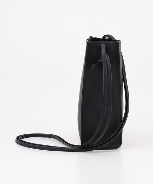 Honeys（ハニーズ）の「スクエアショルダーＢａｇ（ショルダーバッグ・レディース・ブラック/グレイッシュベージュ/アイボリー/モカ/グリーン/ダークブラウン/イエロー/ホワイト・FREE）」の15枚目の写真