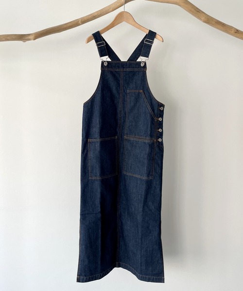 CANAL JEAN（キャナルジーン）の「RED CHOP WORKS(レッドチョップワークス) デニムジャンスカ（ジャンパースカート・レディース・インディゴブルー・38）」の2枚目の写真
