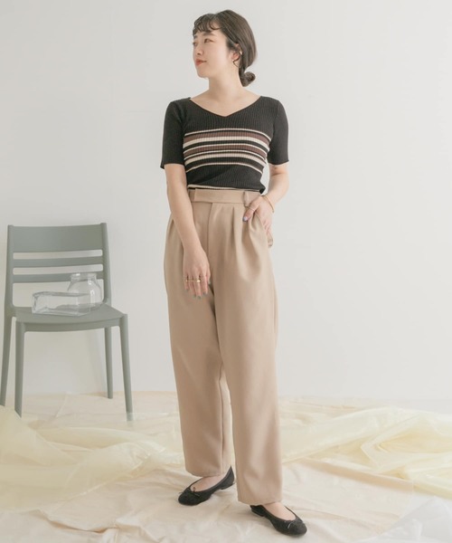 ITEMS URBANRESEARCH(アイテムズ アーバンリサーチ)の「ダブルタックパンツ(その他パンツ・レディース・ベージュ/ネイビー/レッド系その他・FREE)」の11枚目の写真