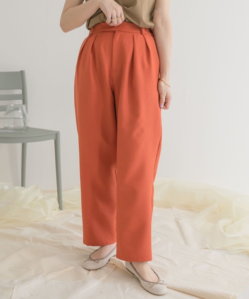 ITEMS URBANRESEARCH(アイテムズ アーバンリサーチ)の「ダブルタックパンツ(その他パンツ・レディース・ベージュ/ネイビー/レッド系その他・FREE)」の21枚目の写真