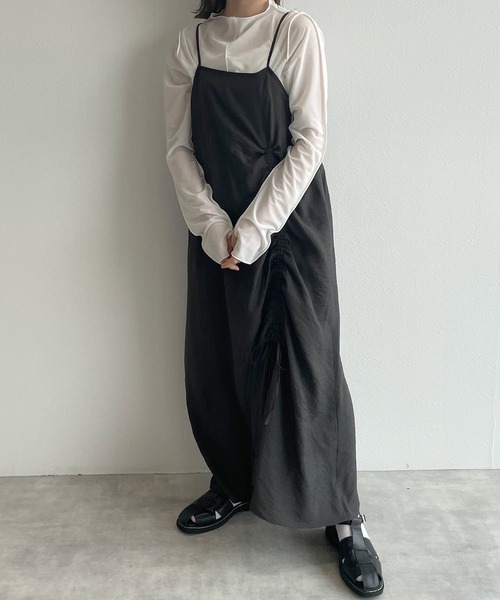 w closet（ダブルクローゼット）の「2WAYシアーフィンガーホールプルオーバー（Tシャツ/カットソー・レディース・オフホワイト/ピンク/ラベンダー/ブラック・FREE）」の8枚目の写真