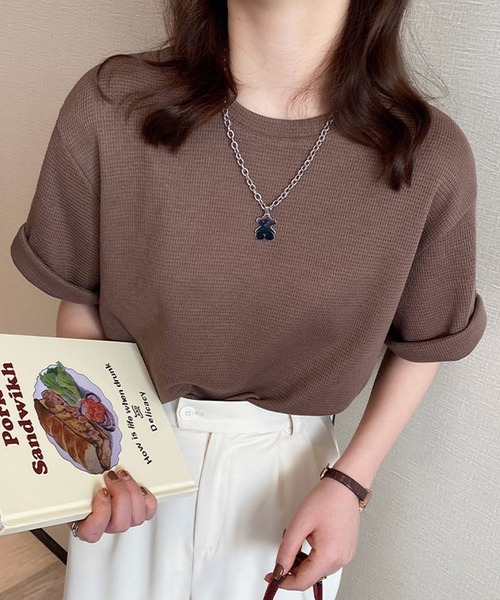 Doula Doula(ドゥーラドゥーラ)の「ワッフルクルーネックトップス(Tシャツ/カットソー・レディース・ホワイト/ブラック/グレー/ベージュ/ピンク/ブラウン/オレンジ・FREE)」の4枚目の写真