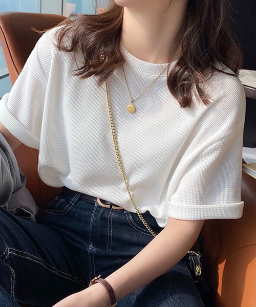 Doula Doula(ドゥーラドゥーラ)の「ワッフルクルーネックトップス(Tシャツ/カットソー・レディース・ホワイト/ブラック/グレー/ベージュ/ピンク/ブラウン/オレンジ・FREE)」の1枚目の写真