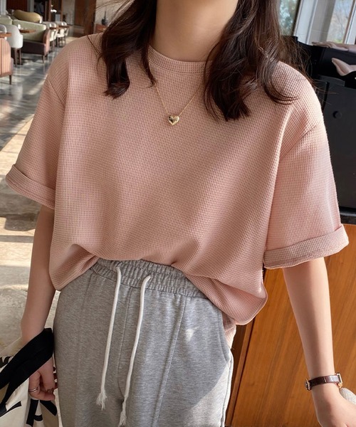 Doula Doula(ドゥーラドゥーラ)の「ワッフルクルーネックトップス(Tシャツ/カットソー・レディース・ホワイト/ブラック/グレー/ベージュ/ピンク/ブラウン/オレンジ・FREE)」の6枚目の写真