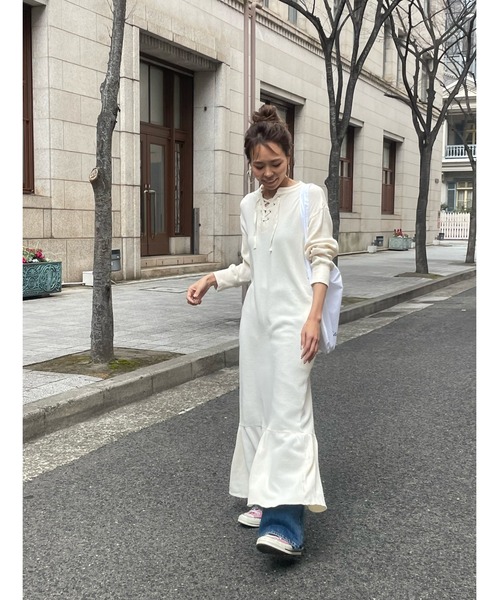 ulu(ウル)の「Organic cotton thermal laceup long dress(ワンピース・レディース・ホワイト・FREE)」の9枚目の写真
