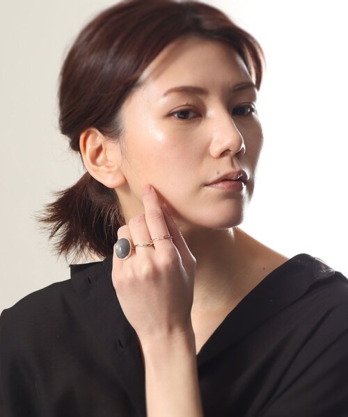 COCOSHNIK（ココシュニック）の「K10アシンメ ウェーブリング（リング・レディース・ホワイト系その他7・10号/12号/14号）」の6枚目の写真