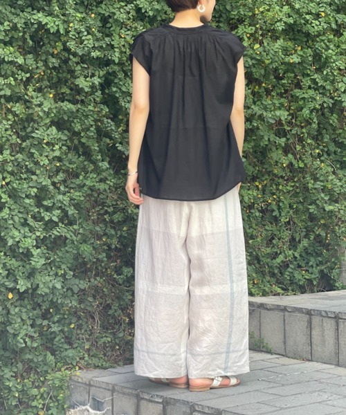 BEARDSLEY（ビアズリー）の「シャドーストライプフレンチブラウス（シャツ/ブラウス・レディース・ブラック/カーキ・FREE）」の15枚目の写真