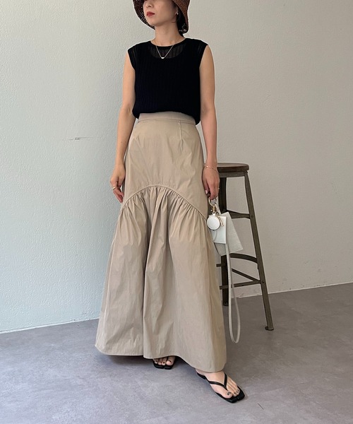 CAPRICIEUX LE'MAGE（カプリシューレマージュ）の「ラウンドティアードリバスカート（スカート・レディース・ベージュ/グリーン・FREE）」の8枚目の写真