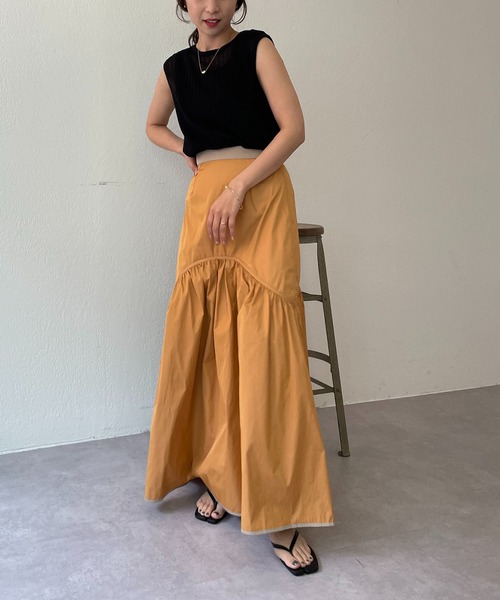 CAPRICIEUX LE'MAGE（カプリシューレマージュ）の「ラウンドティアードリバスカート（スカート・レディース・ベージュ/グリーン・FREE）」の16枚目の写真