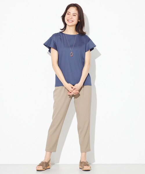 ANY(エニィ)の「【定番人気】シルケットスムースフレアスリーブ カットソー(Tシャツ/カットソー・レディース・レッド系/グリーン系/ブルー系/ベージュ系/ブラック系/アイボリー系・2/3)」の7枚目の写真