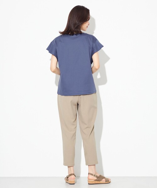 ANY(エニィ)の「【定番人気】シルケットスムースフレアスリーブ カットソー(Tシャツ/カットソー・レディース・レッド系/グリーン系/ブルー系/ベージュ系/ブラック系/アイボリー系・2/3)」の9枚目の写真