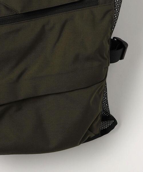 THE NORTH FACE（ザノースフェイス）の「＜THE NORTH FACE（ザ ノースフェイス）＞ギア メッシュ ベスト（ベスト・メンズ・ブラック/オリーブ・L）」の6枚目の写真