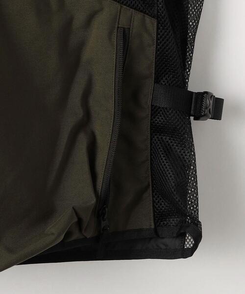 THE NORTH FACE（ザノースフェイス）の「＜THE NORTH FACE（ザ ノースフェイス）＞ギア メッシュ ベスト（ベスト・メンズ・ブラック/オリーブ・L）」の9枚目の写真