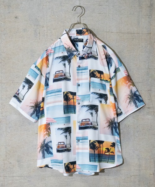 JOHN'S CLOSET(ジョンズクローゼット)の「【a】とろみシルクタッチ アソートアニマル柄 ルーズサイズ 半袖シャツ(シャツ/ブラウス・メンズ・ホワイト/ブラック×グリーン/チャコールグレー/ブラック×ブルー/ブラック×ピンク/ブラック系その他2/ブラック系その他4/ブラック系その他/ブルー/ブラック系その他3/ブラック系2/ブルー系1/ネイビー系1/グレー系1/ブラック系1/ホワイト系4/ホワイト系2/ホワイト系1/ブラック系4・MEDIUM/LARGE)」の2枚目の写真