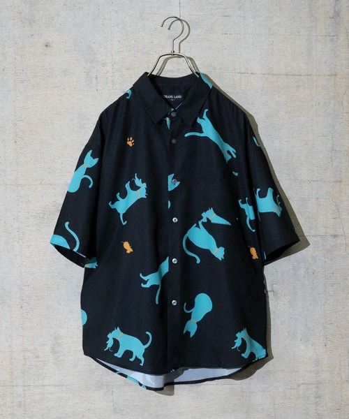 JOHN'S CLOSET(ジョンズクローゼット)の「【a】とろみシルクタッチ アソートアニマル柄 ルーズサイズ 半袖シャツ(シャツ/ブラウス・メンズ・ホワイト/ブラック×グリーン/チャコールグレー/ブラック×ブルー/ブラック×ピンク/ブラック系その他2/ブラック系その他4/ブラック系その他/ブルー/ブラック系その他3/ブラック系2/ブルー系1/ネイビー系1/グレー系1/ブラック系1/ホワイト系4/ホワイト系2/ホワイト系1/ブラック系4・MEDIUM/LARGE)」の7枚目の写真