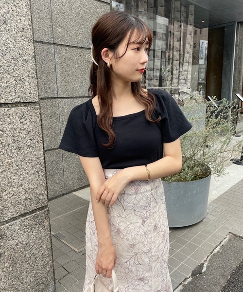 one after another NICE CLAUP（ワンアフターアナザーナイスクラップ）の「ボレロ風バックリボントップス（Tシャツ/カットソー・レディース・アイボリー/ブラック系その他/ベージュ/ブラック・FREE）」の14枚目の写真