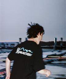 MANASTASH | MANASTASH N.A.U/マナスタッシュエヌエーユー　DIGITAL MOUNTAIN LOGO TEE デジタルマウンテンロゴティー(Tシャツ/カットソー)