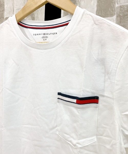 TOMMY HILFIGER(トミーヒルフィガー)の「フラッグアイコン ポケット付きTシャツ ICON SS POKET TEE(Tシャツ/カットソー・メンズ・ホワイト/ネイビー・S/M/L/XL)」の3枚目の写真