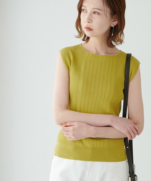 ROPE' PICNIC(ロペピクニック)の「後ろパールフレンチニットプルオーバー(ニット/セーター・レディース・ブラック/オフホワイト/ブルー/イエロー・38)」の4枚目の写真