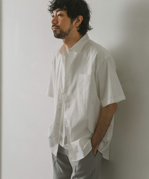 URBAN RESEARCH DOORS（アーバンリサーチドアーズ）の「コットンレギュラーカラーショートスリーブシャツ（シャツ/ブラウス・メンズ・オフホワイト/ピンク/ブルー系その他・MEDIUM/LARGE）」の4枚目の写真