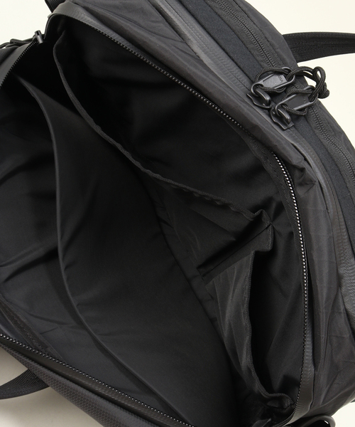 JOURNAL STANDARD(ジャーナルスタンダード)の「【MYSTERY RANCH / ミステリーランチ】3 WAY(クラッチバッグ・メンズ・ブラック・FREE)」の6枚目の写真