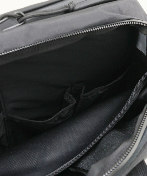 JOURNAL STANDARD(ジャーナルスタンダード)の「【MYSTERY RANCH / ミステリーランチ】3 WAY(クラッチバッグ・メンズ・ブラック・FREE)」の17枚目の写真