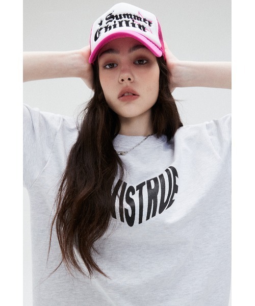 kimiです。3点エイミーロウ 半袖　カットソー LUVISTRUE（ラヴイズトゥルー）の「A'GEM/9 × .kom『LUV IS TRUE