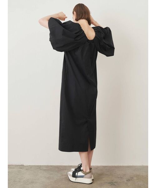 ELENDEEK（エレンディーク）の「ビックバルーンスリーブワンピース（ワンピース・レディース・ベージュ/ラベンダー/ブラック・02/01）」の9枚目の写真